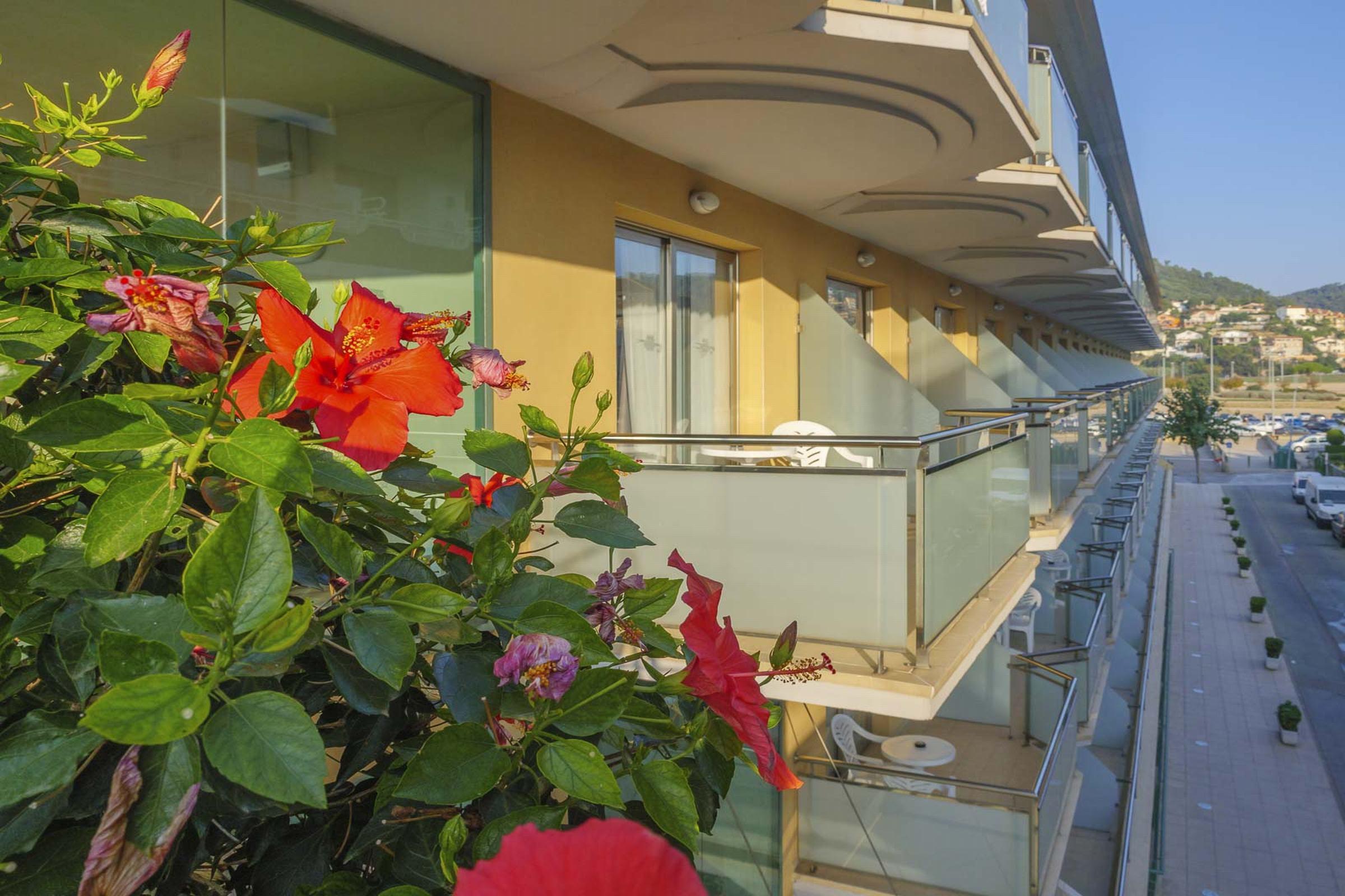 Dwo Sirius - Adults Only Otel Santa Susanna Dış mekan fotoğraf