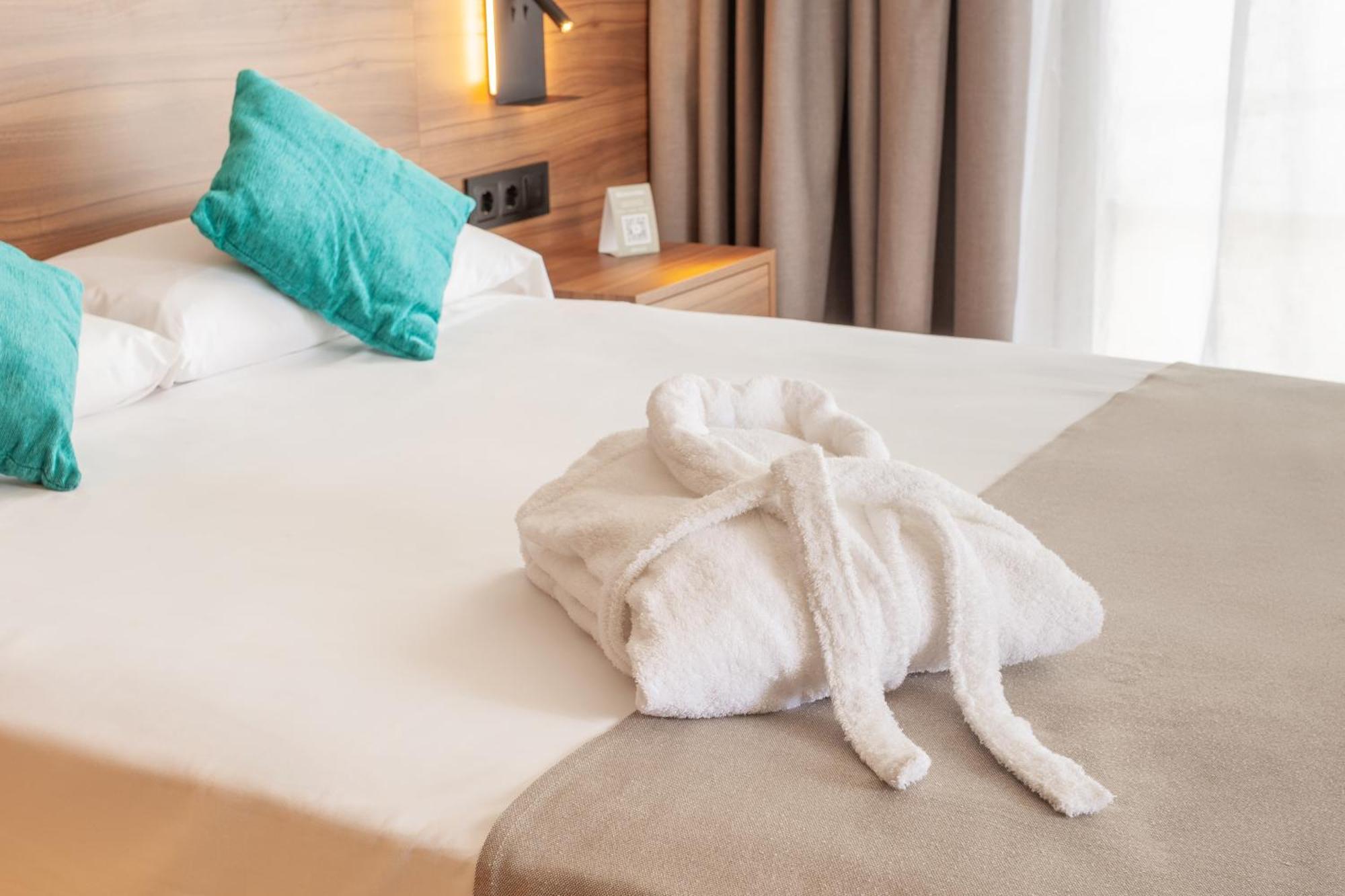 Dwo Sirius - Adults Only Otel Santa Susanna Dış mekan fotoğraf