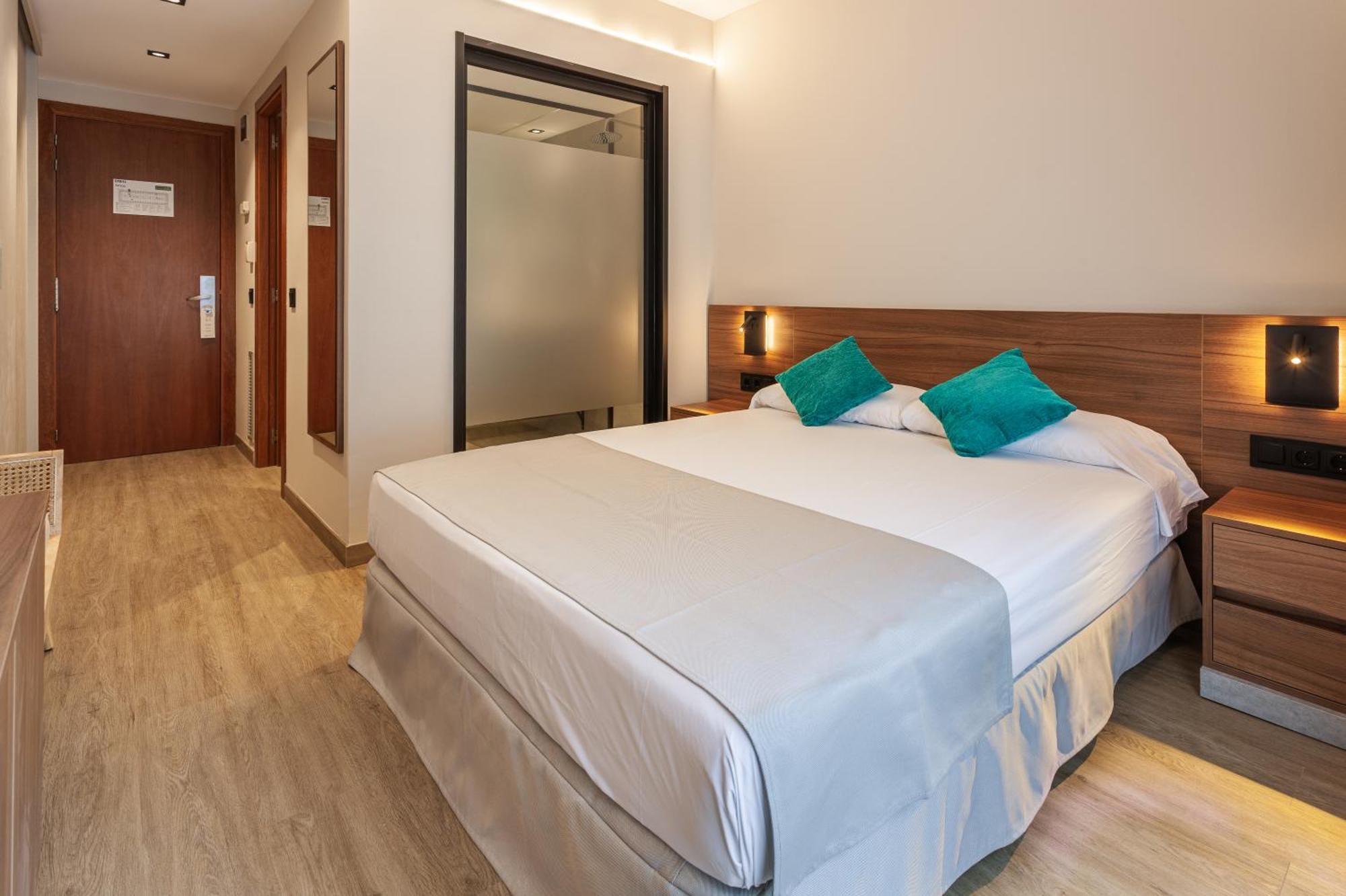 Dwo Sirius - Adults Only Otel Santa Susanna Dış mekan fotoğraf