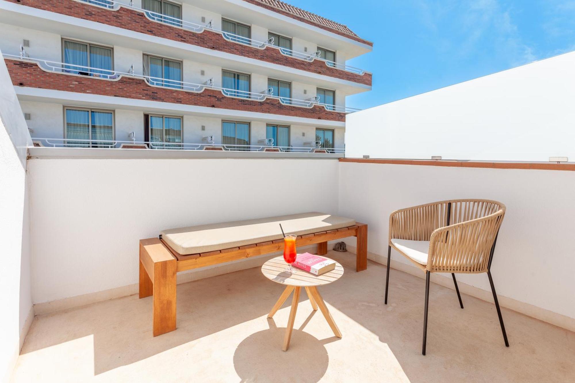Dwo Sirius - Adults Only Otel Santa Susanna Dış mekan fotoğraf